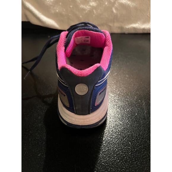 Size 9.5 - New Balance 1540v2 Blue - Picture 5 of 16